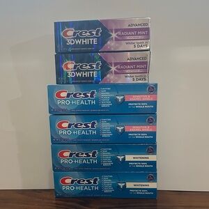 Crest Advanced Toothpaste Collection - Purple and Blue